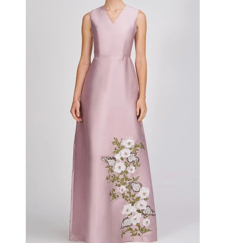 NEW, Kay Unger Aurelia Floral Sleeveless V-Neck Taffeta Gown Size 4 w/ Pockets - Picture 2 of 13